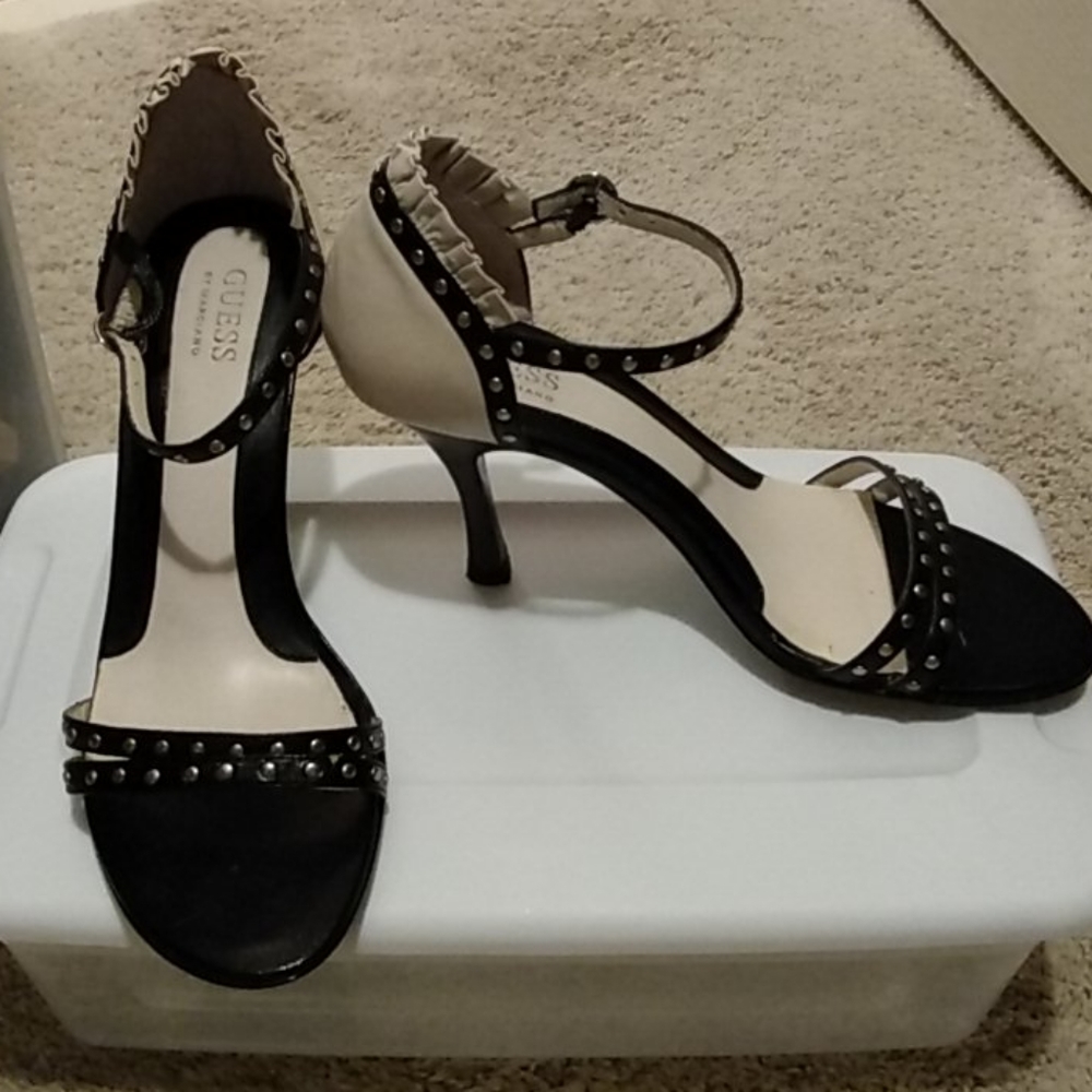 Guess heels